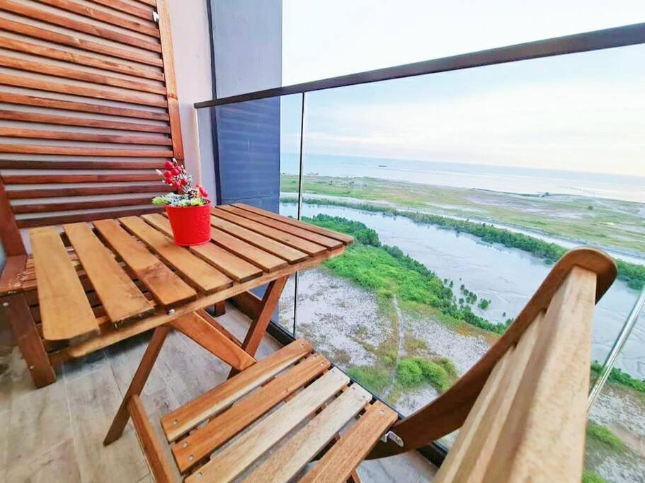 Sunsetfullyseaview#Netflix#Sofabed#Freecarprk#4Pax#Privatebathtub#Imperioresidence Malacca 外观 照片